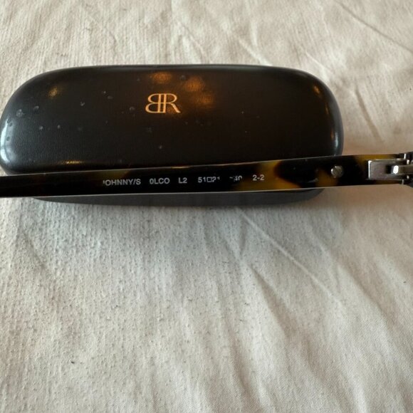 Banana Republic Tortoise Sunglasses - Picture 3 of 4